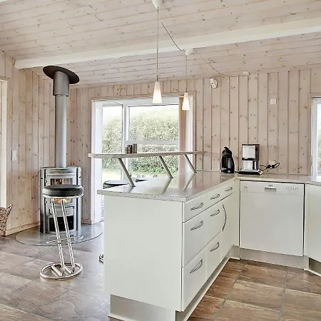 6 Person Holiday In Hj Rring * Hjørring